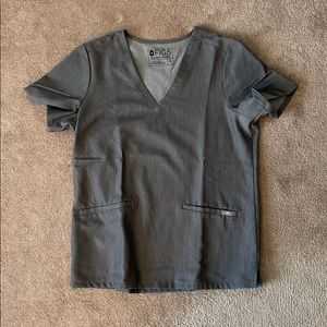 Figs Casma Pocket Scrub Top